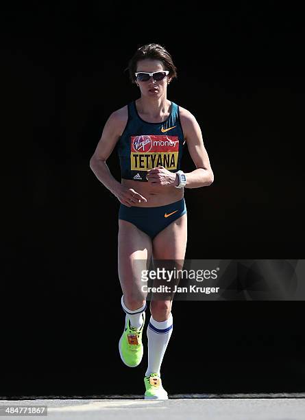 Tetyana Gamera-Shmyrko of Ukraine in action during the Virgin London Marathon on April 13, 2014 in London, England.