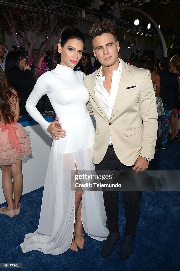 Laura Chimaras and Gustavo Elis arrives at the 2015 Premios Tu Mundo