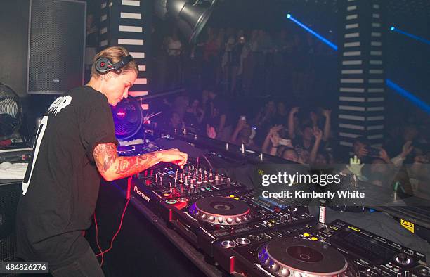 Ruby Rose Rapper Instrument 42 Ruby Rose Performs Dj Set At Temple Nightclub In San Francisco ...
