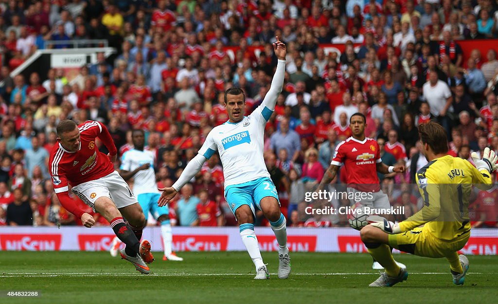 Manchester United v Newcastle United - Premier League