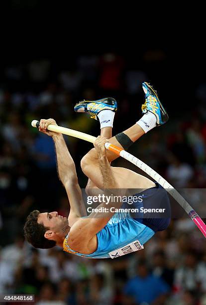 German Chiaraviglio of Argentina competes in the Men's Pole Vault qualification during day one of the 15th IAAF World Athletics Championships Beijing...