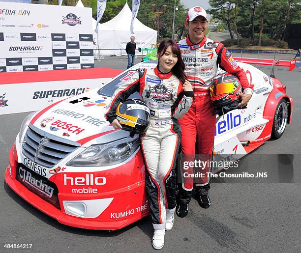 Kim Barr Racing Kim Yu Jin Photos and Premium High Res Pictures - Getty Images