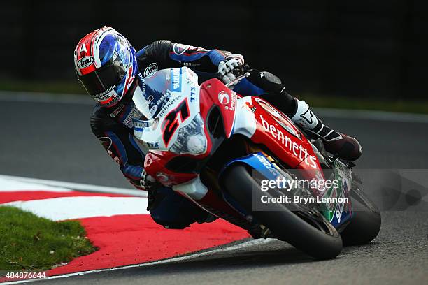 Josh Waters of Australia and Bennetts Suzuki in action during qualifying for the MCE British Superbike Championship at Cadwell Park on August 22,...