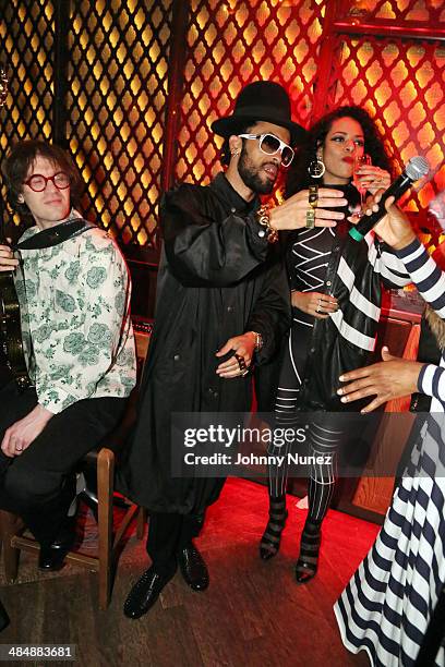 Dj Rashida 147 Taz Arnold Photos & High Res Pictures - Getty Images