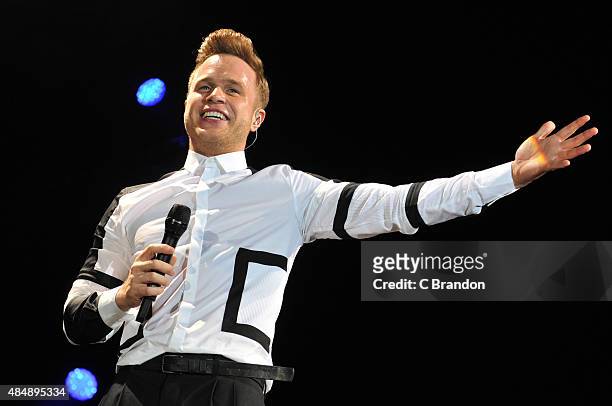 Olly Murs headlines on The MTV Stage during Day 1 of the V Festival at Hylands Park on August 22, 2015 in Chelmsford, England.