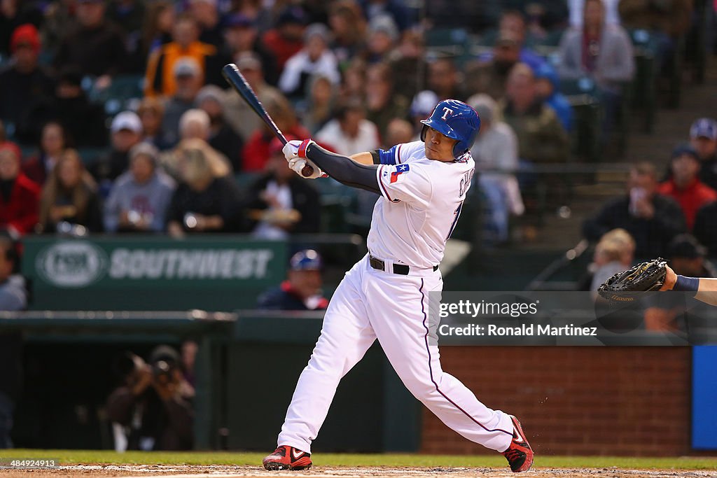 Seattle Mariners v Texas Rangers