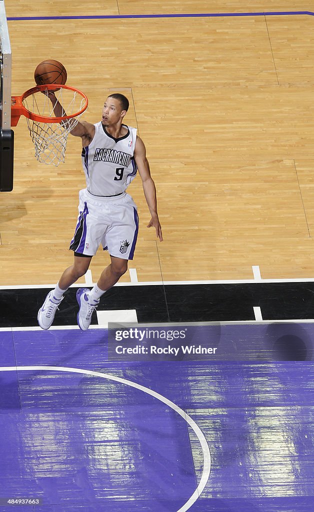 Oklahoma City Thunder v Sacramento Kings