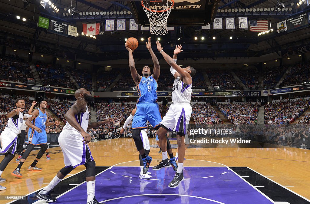 Oklahoma City Thunder v Sacramento Kings