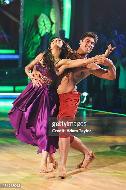Episode 1805" - "Dancing with the Stars" got into the Disney spirit with all new celebrity performances MONDAY, APRIL 14 on the Disney General...