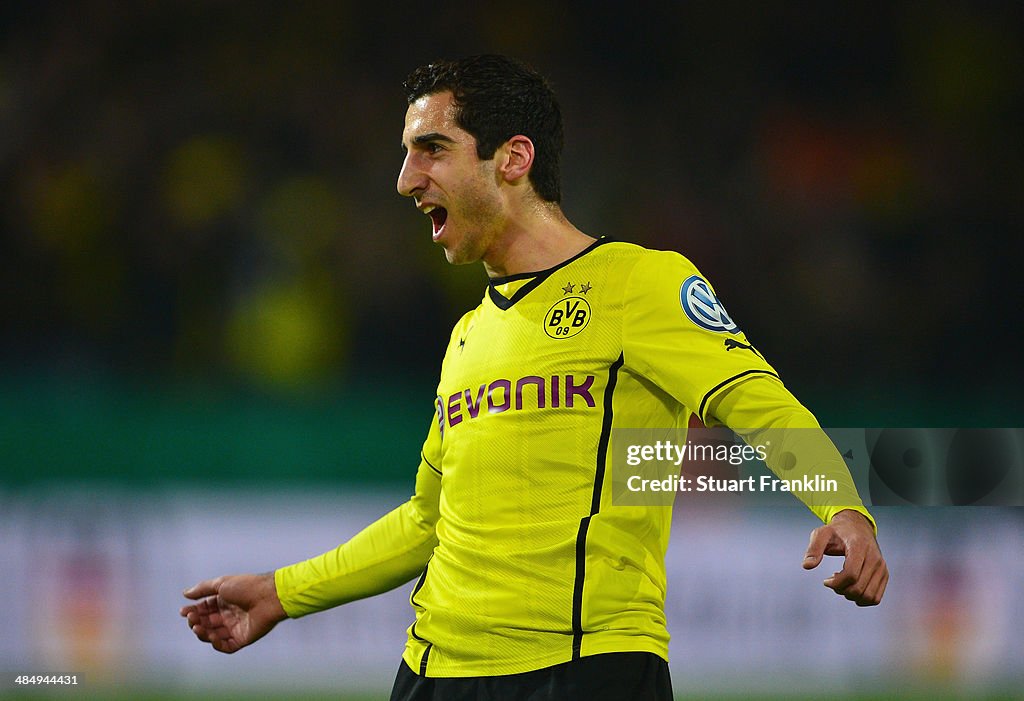 Borussia Dortmund v VfL Wolfsburg - DFB Cup