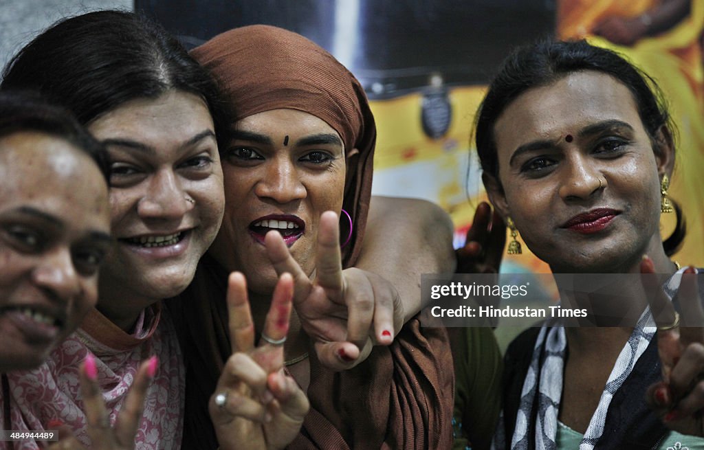 Transgenders Welcome SC Verdict, Recognizing Transgenders As Third Gender