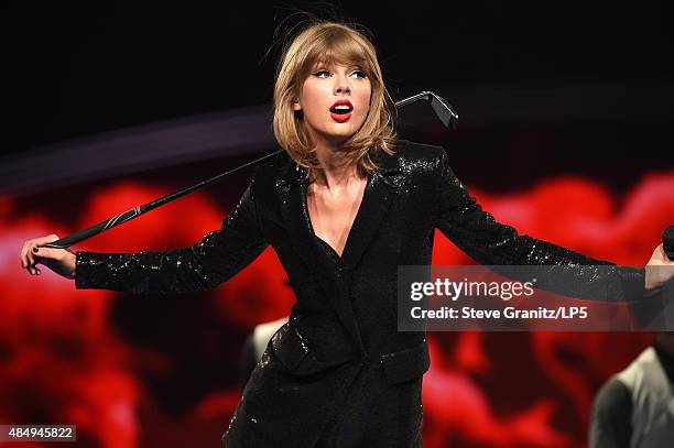 Singer-songwriter Taylor Swift performs onstage during Taylor Swift The 1989 World Tour Live In Los Angeles at Staples Center on August 22, 2015 in...