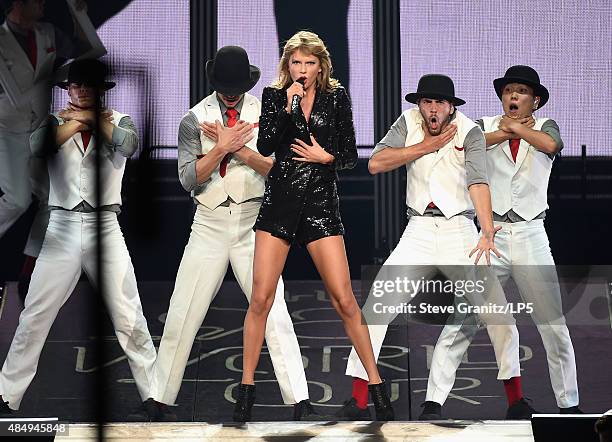 Singer-songwriter Taylor Swift performs onstage during Taylor Swift The 1989 World Tour Live In Los Angeles at Staples Center on August 22, 2015 in...