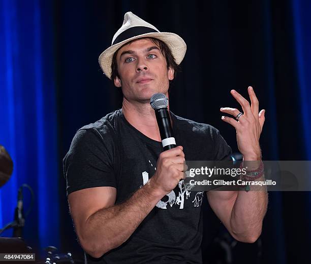 Actor Ian Somerhalder attends Wizard World Comic Con Chicago 2015 - Day 3 at Donald E. Stephens Convention Center on August 22, 2015 in Chicago,...