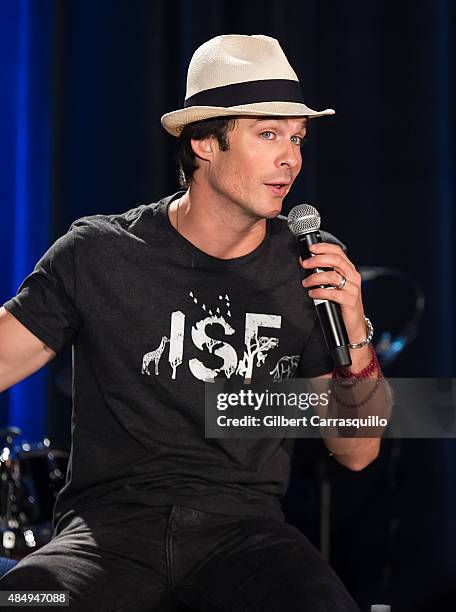 Actor Ian Somerhalder attends Wizard World Comic Con Chicago 2015 - Day 3 at Donald E. Stephens Convention Center on August 22, 2015 in Chicago,...