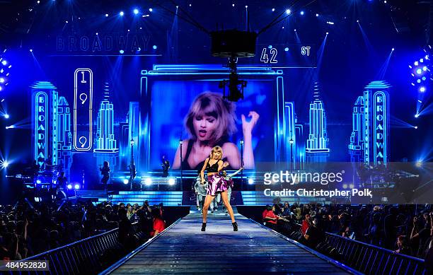 Singer-songwriter Taylor Swift performs onstage during Taylor Swift The 1989 World Tour Live In Los Angeles at Staples Center on August 22, 2015 in...
