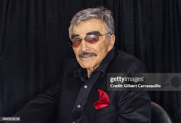 Hollywood Icon/actor Burt Reynolds attends Wizard World Comic Con Chicago 2015 - Day 3 at Donald E. Stephens Convention Center on August 22, 2015 in...