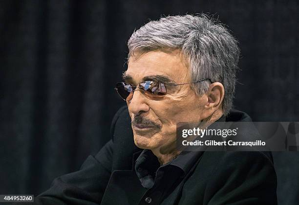 Hollywood Icon/actor Burt Reynolds attends Wizard World Comic Con Chicago 2015 - Day 3 at Donald E. Stephens Convention Center on August 22, 2015 in...