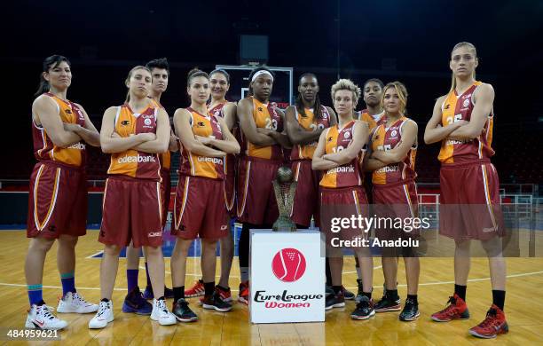 Sebnem Kimyacioglu , Ayse Coral , Alba Torrens , Yasemen Saylar , Nevriye Yilmaz , Kelsey Bone , sancho Lyttle , Isil Alben , Shavonte Zellous , Esra...