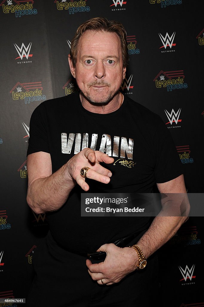 WWE Screening of "Legends' House"