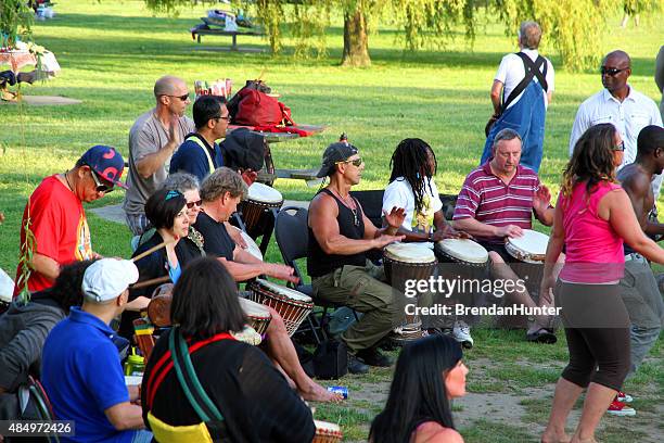 drum circle - drum circle stock pictures, royalty-free photos & images