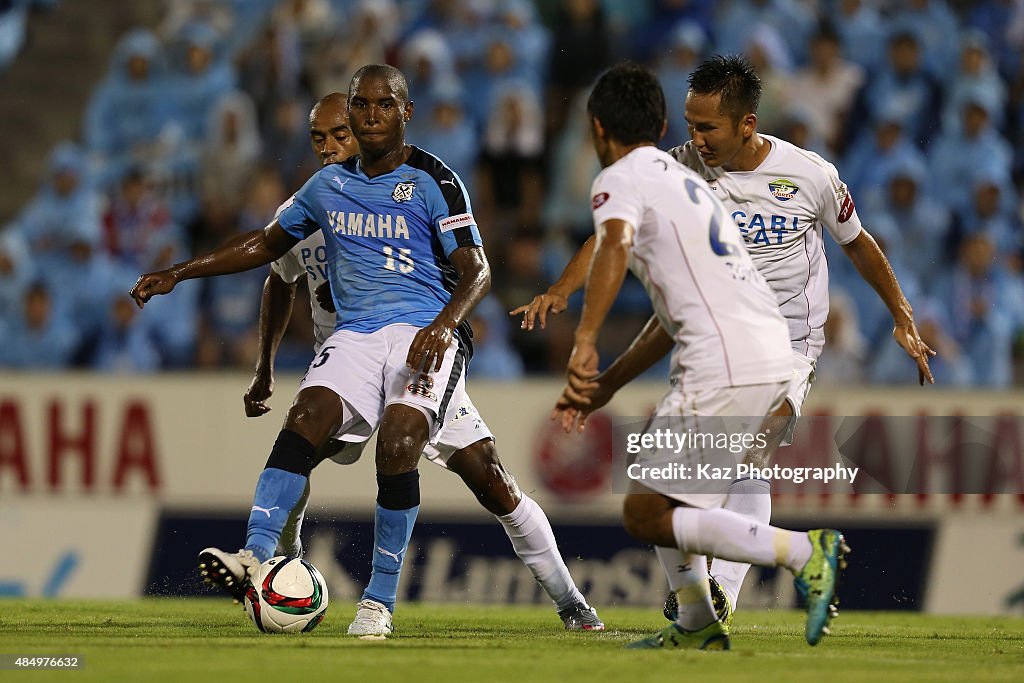 Jubilo Iwata v Tokushima Vortis - J. League 2