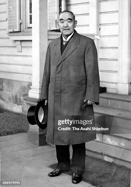 Chief of chamberlain Kantaro Suzuki attends to the Imperial Palace after being heavily injured at the February 26 Accident on April 6, 1936 in Tokyo,...