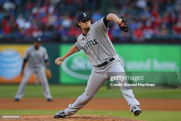 Blake Beavan Rangers Blake Beavan Photos and Premium High Res Pictures - Getty Images