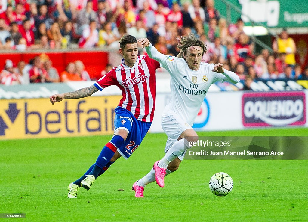 Sporting Gijon v Real Madrid CF - La Liga