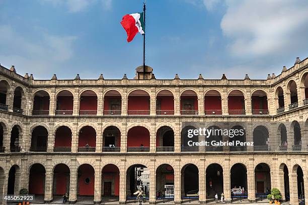 palacio nacional - palacio nacional foto e immagini stock