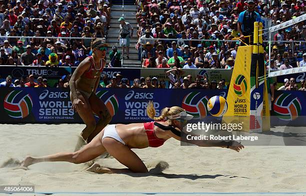 April Ross and Kerri Walsh of the USA in action during the 2015 ASICS World Series of Beach Volleyball at the TrueCar Course at Alamitos Beach on...