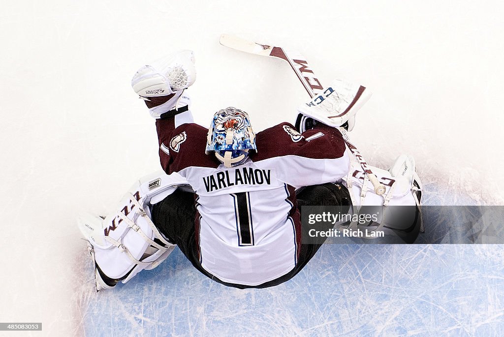 Colorado Avalanche v Vancouver Canucks