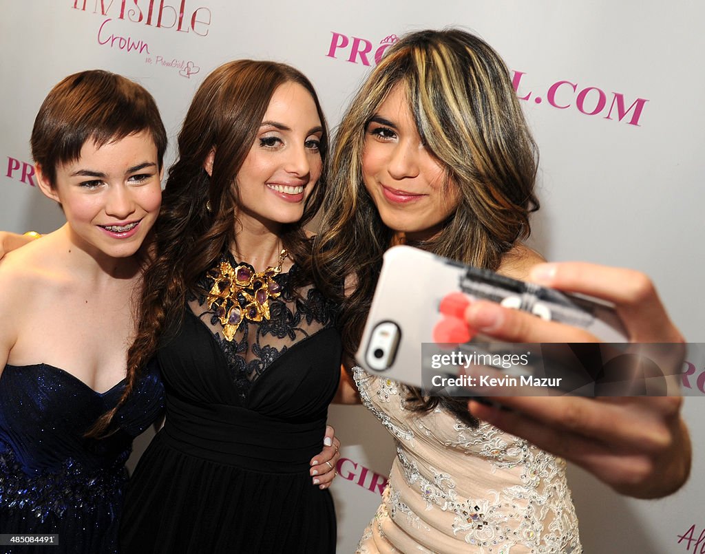 Alexa Ray Joel Partners With PromGirl.com to Launch #PromGirlUp Selfie Campaign