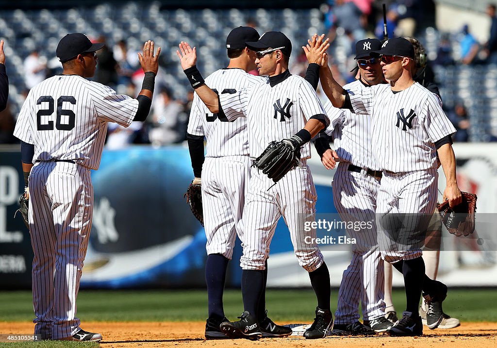 Chicago Cubs v New York Yankees - Game One