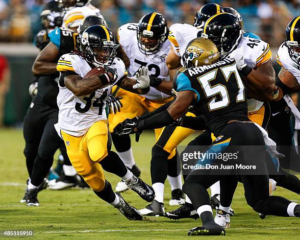 Runningback DeAngelo Williams of the Pittsburgh Steelers on a running play during a preseason game against the Jacksonville Jaguars at EverBank Field...