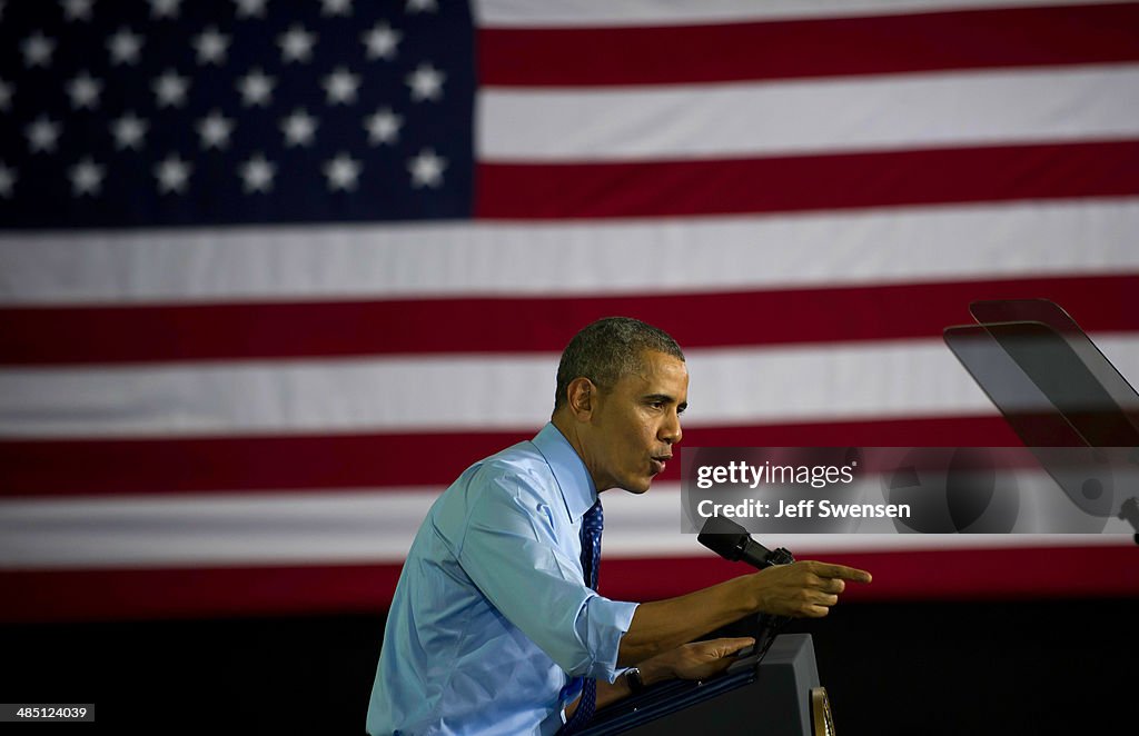 Obama And Biden Discuss Job Skills Training In Pennsylvania