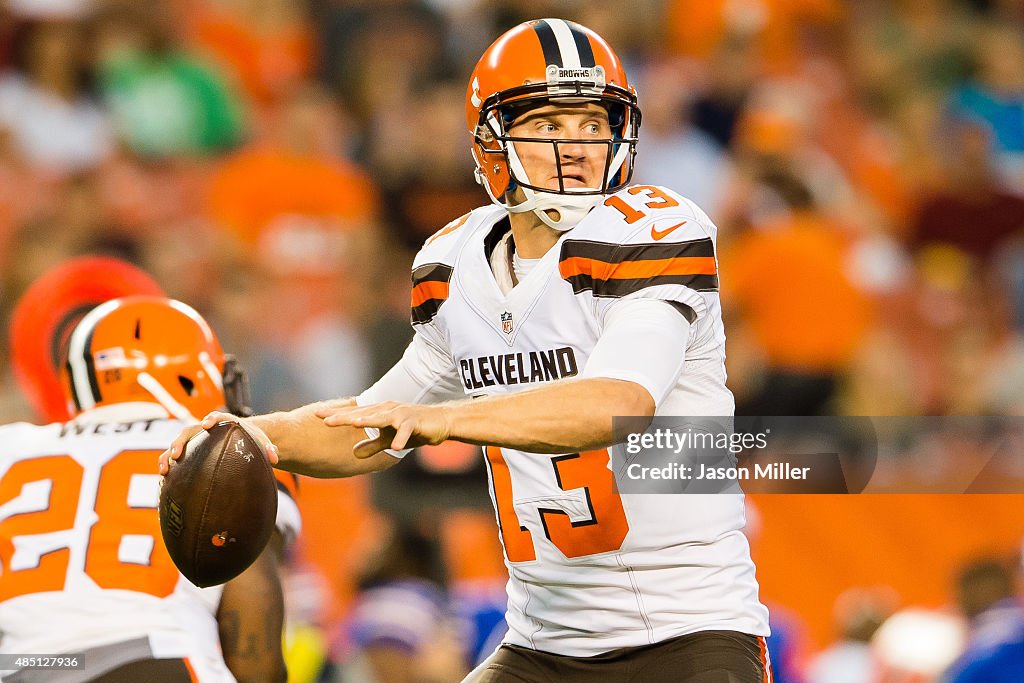 Buffalo Bills v Cleveland Browns