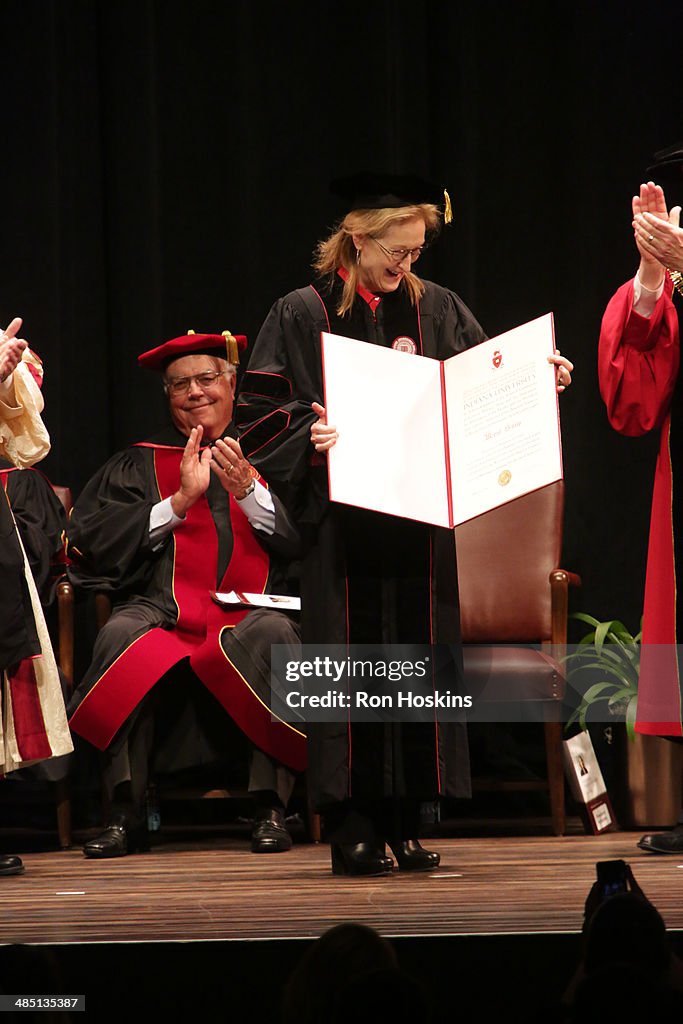 Meryl Streep Receives Honorary Degree From Indiana University