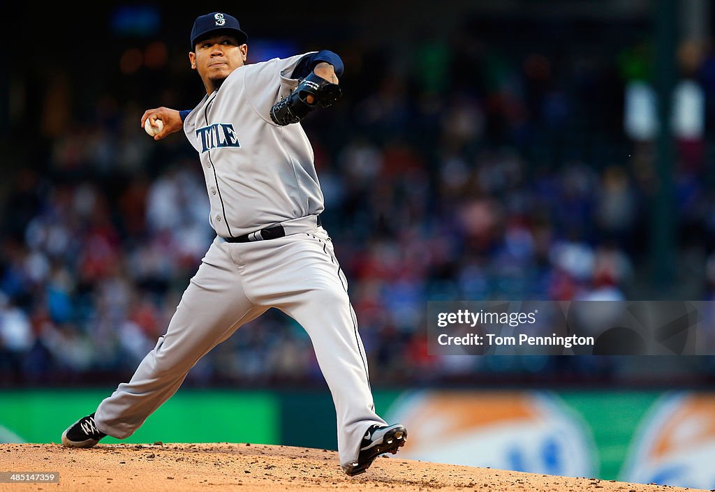 Seattle Mariners v Texas Rangers