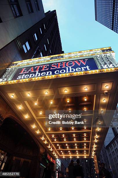 33 Stephen Colbert Marquee Signage Stock Photos, High-Res Pictures, and ...