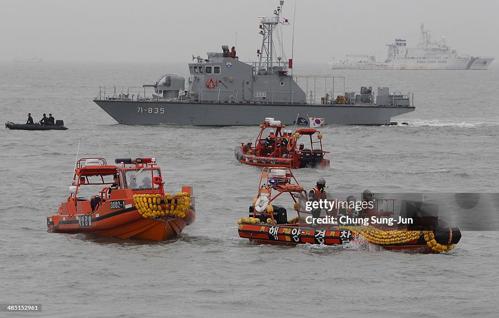 Rescue and Search Continue At The Site Of Ferry Disaster Off South Korea