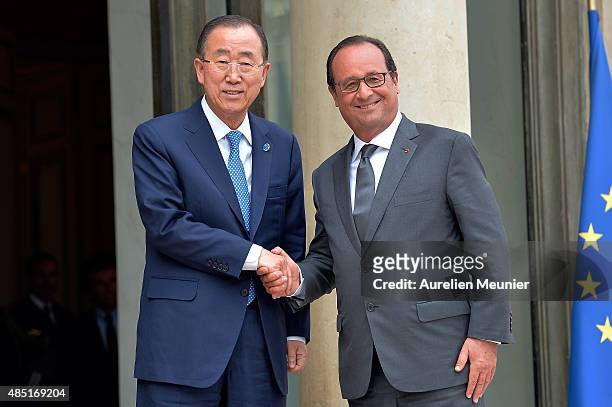 French President Francois Hollande receives United Nations Secretary General Ban Ki-Moon for a lunch at Elysee Palace on August 25, 2015 in Paris,...