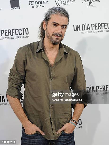 Director Fernando Leon de Aranoa attends a photocall for 'A Perfect Day' at the Villamagna Hotel on August 25, 2015 in Madrid, Spain.