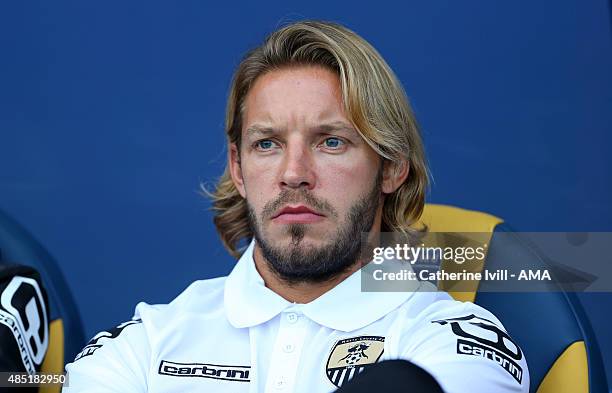 Alan Smith of Notts County during the Sky Bet League Two match between Oxford United and Notts County at Kassam Stadium on August 18, 2015 in Oxford,...