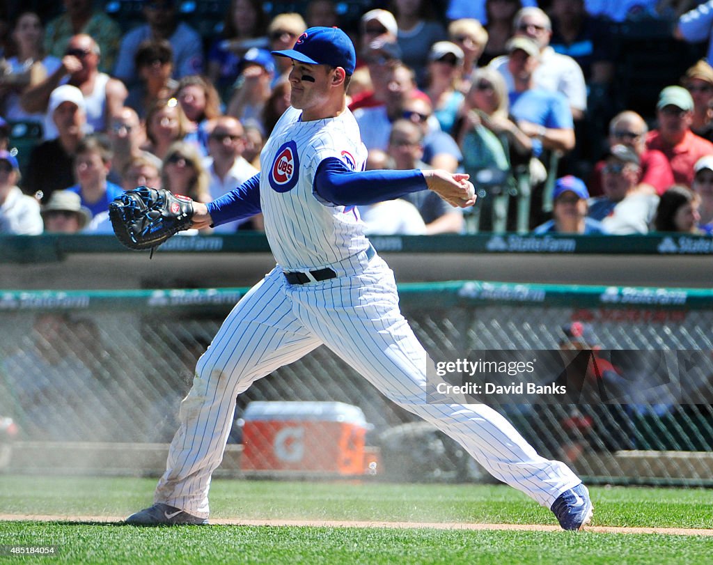 Cleveland Indians v Chicago Cubs