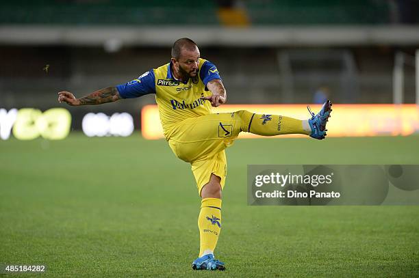 Simone Pepe of AC Chievo Verona in action during the TIM Cup match between AC Chievo Verona and US Salernitana at Stadio Marc'Antonio Bentegodi on...