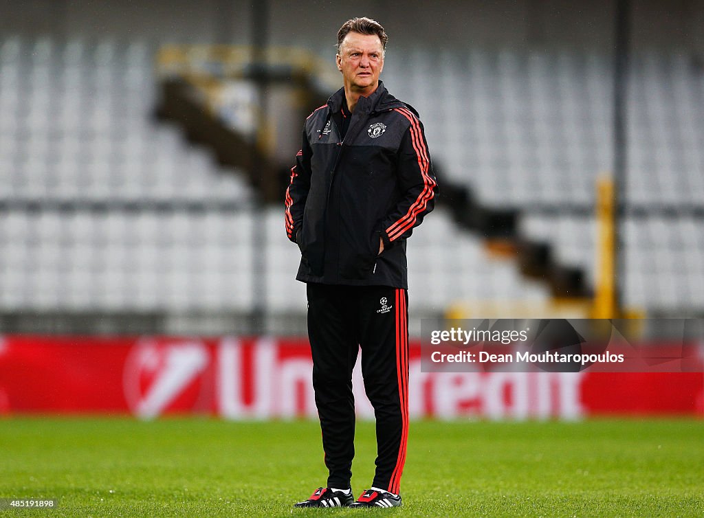 Manchester United Training and Press Conference