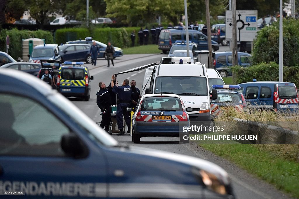 FRANCE-CRIME-POLICE-GYPSIES