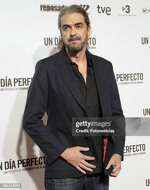 Director Fernando Leon de Aranoa attends the 'A Perfect Day' Premiere at Palafox Cinema on August 25, 2015 in Madrid, Spain.