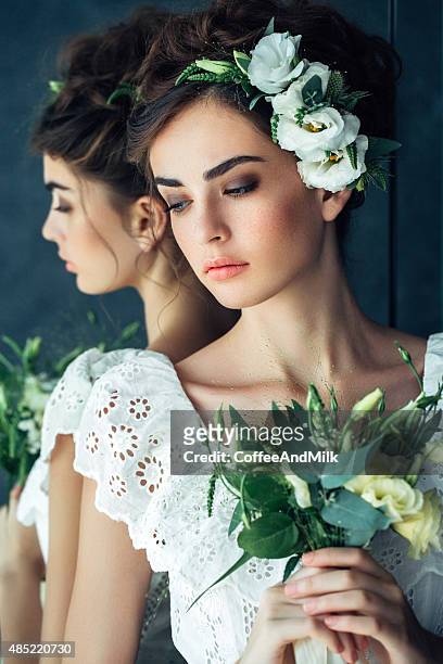 studio shot of young beautiful brid - woman tiara stock pictures, royalty-free photos & images